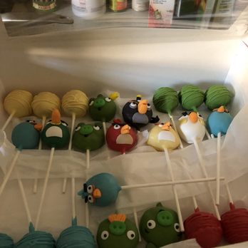 Pin Up Cakes - Patisserie/Cake Shop Near Me - Whittier, California
