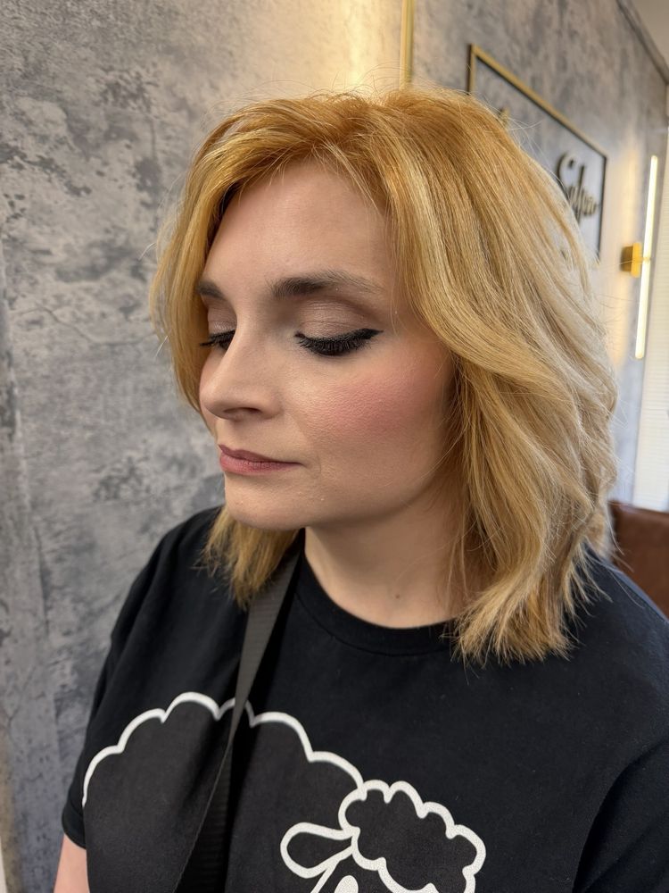 Agape Salon The Beauty Hive Image