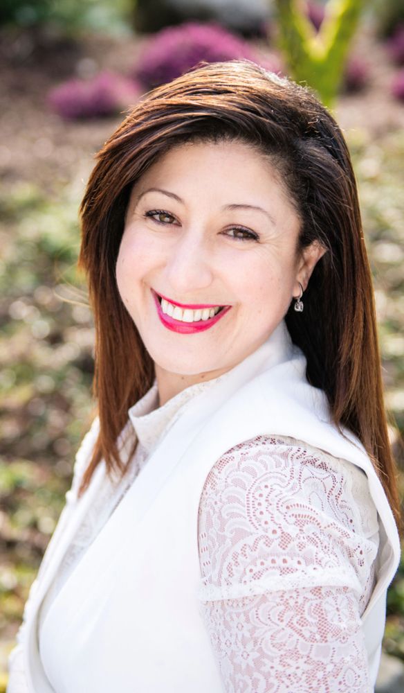 DANIA MASSRY WINDERMERE PROFESSIONAL PARTNERS Contact Agent 21