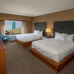 DoubleTree by Hilton Hotel Niagara Falls New York - Guest room
