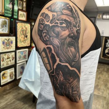 Colossus Tattoo - Tattoo Near Me - Fontana, California Colossus Tattoo - Tattoo Near Me - Fontana, California