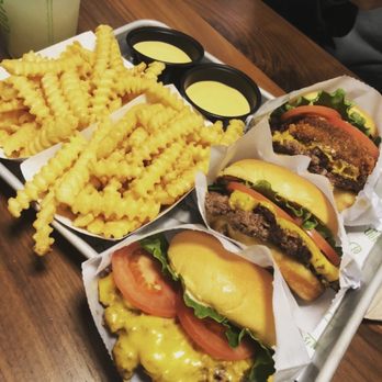 Shake Shack Waverly Place - ShackBurger - Fast Food Near Me - Cary, North Carolina Shake Shack Waverly Place - ShackBurger - Fast Food Near Me - Cary, North Carolina