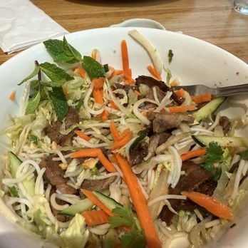 Kettles Vietnamese Bistro - Vermicelli noodle with Pork - Vietnamese Near Me - Santa Rosa, California Kettles Vietnamese Bistro - Vermicelli noodle with Pork - Vietnamese Near Me - Santa Rosa, California