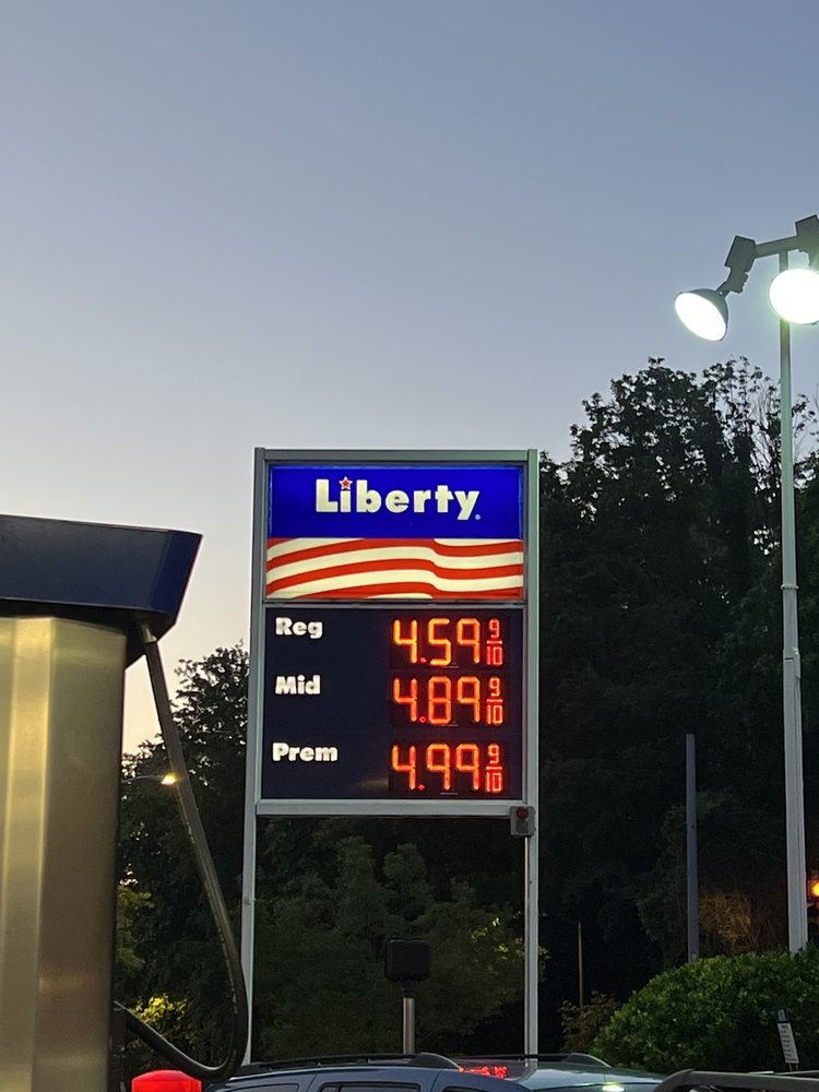 LIBERTY PETROLEUM 19 Photos & 35 Reviews Gas Stations 4368 King