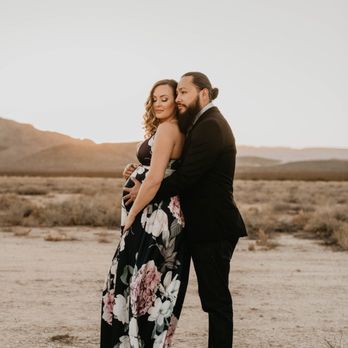 And All Things Loved - Maternity shoot Las Vegas - Session Photography Near Me And All Things Loved - Maternity shoot Las Vegas - Session Photography Near Me