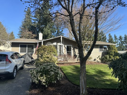 Mountain Goat Roofing - Front of house - before (chimney to be replaced later this month) - Lynnwood, WA Mountain Goat Roofing - Front of house - before (chimney to be replaced later this month) - Lynnwood, WA