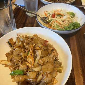 Ben Thai Cafe - Pad Kee Mao - Thai Near Me - San Francisco, California Ben Thai Cafe - Pad Kee Mao - Thai Near Me - San Francisco, California