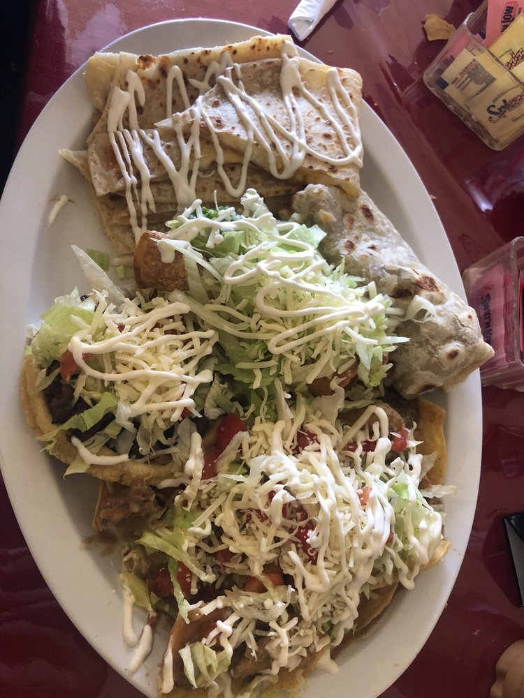 FAMILIA Y AMIGOS RESTAURANTE Updated June 2024 2167 7th St, Mendota