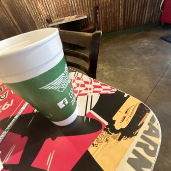 Wingstop - Dirty table - Chicken Wings Near Me - North Little Rock, Arkansas