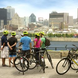 Ça Roule Montréal - Bike tour of Montreal's other side between river canal and islands