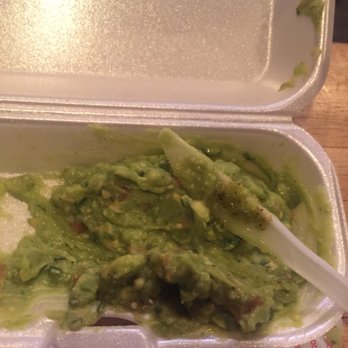 Juanillo's Mexican Grill - Guacamole $1.50 there was more before I ate some - Mexican Near Me - Compton, California