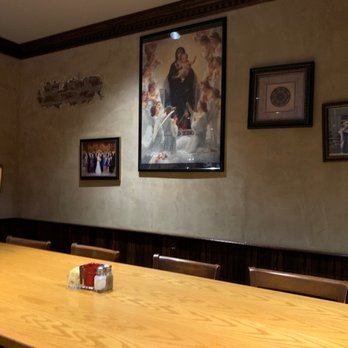 Giorlando's Restaurant - Roman-Catholic - Italian Near Me - Metairie, Louisiana