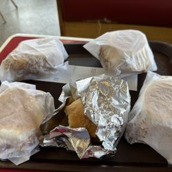 Dallas Famous Chicken and Biscuits - Our lunch