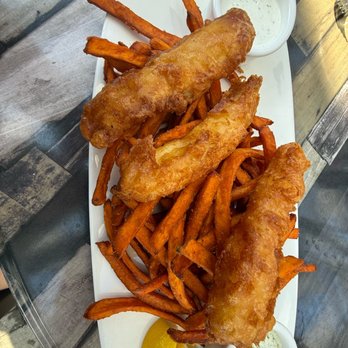 Ada’s Fish House - Off the charts Fish and Chips! - Seafood Near Me - Pismo Beach, California
