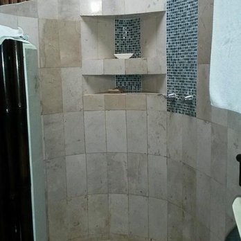 Coco's Cabanas - Our shower - Hotels Near Me - Playa del Carmen, ROO
