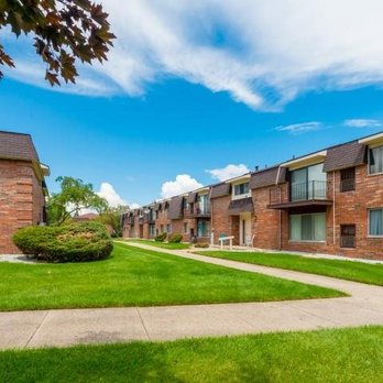 Warren Woods Apartments - Apartments Near Me - Warren, Michigan Warren Woods Apartments - Apartments Near Me - Warren, Michigan