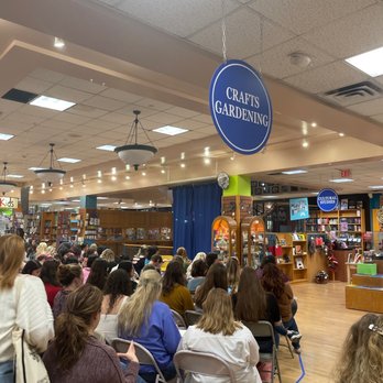 BookPeople - Bookstores Near Me - Austin, Texas
