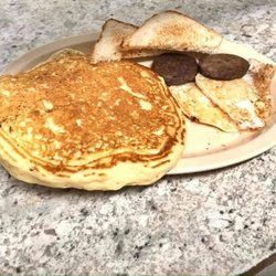 Hill Top Cafe & Coffee - Breakfast plate