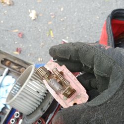 Blower motor resistor replacement