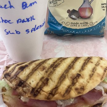 Tropical Smoothie Cafe - BEACH BUM and CHIPOTLE CHICKEN CLUB - Juice Bars & Smoothies Near Me - Chelmsford, Massachusetts Tropical Smoothie Cafe - BEACH BUM and CHIPOTLE CHICKEN CLUB - Juice Bars & Smoothies Near Me - Chelmsford, Massachusetts