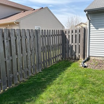 Glidden Fence Company - Backyard cedar fence aged very well after 7 years. - Fences & Gates Near Me - Westfield, Indiana Glidden Fence Company - Backyard cedar fence aged very well after 7 years. - Fences & Gates Near Me - Westfield, Indiana