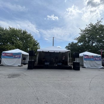 Maxwell Street Market - Flea Markets Near Me - Chicago, Illinois