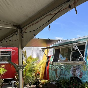 Ula Ula Cafe - Food trucks - Food Trucks Near Me - Wailuku, Hawaii Ula Ula Cafe - Food trucks - Food Trucks Near Me - Wailuku, Hawaii