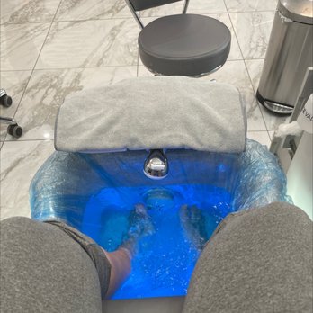Clark Nails - Nail Salons Near Me - Clark, New Jersey