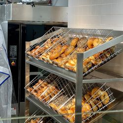 Ugly Bagel - Lots of flavors - fresh