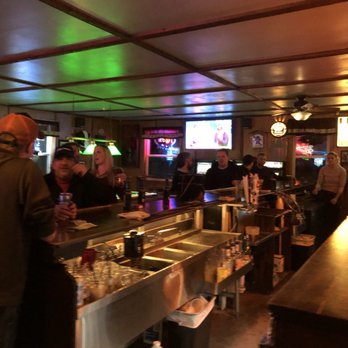 Missouri Tavern - Bar area - Pubs Near Me - Waunakee, Wisconsin Missouri Tavern - Bar area - Pubs Near Me - Waunakee, Wisconsin