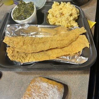 Honey J’s Southern Eatery - Whitening plate with honeyj's cornbread - Southern Near Me - Lexington, Kentucky Honey J’s Southern Eatery - Whitening plate with honeyj's cornbread - Southern Near Me - Lexington, Kentucky