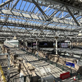 Edinburgh Waverley Railway Station - Train Stations Near Me - Edinburgh, EDH Edinburgh Waverley Railway Station - Train Stations Near Me - Edinburgh, EDH