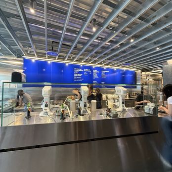 Mister Artisan Ice Cream - Ice Cream & Frozen Yogurt Near Me - Vancouver, British Columbia