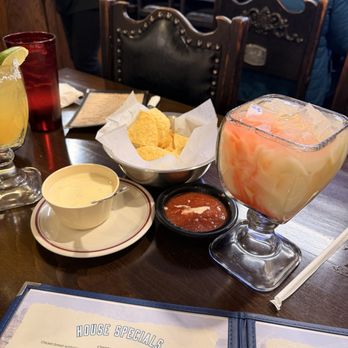 Las Palomas Mexican Grill - Chips, salsa, queso & pina colada Marg - Mexican Near Me - Overland Park, Kansas