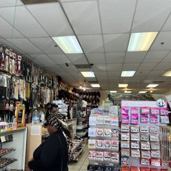 Kelly Beauty Supply - Inside the store