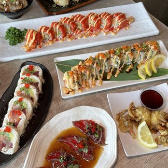 Zeppin Sushi - Pork yakiniku donburi / Crispy tuna triple lotus / Flaming tail roll / Sashimi roll / Tora roll / Garlic tuna carpaccio / Soft shell crab - Japanese Near Me - Eastvale, California Zeppin Sushi - Pork yakiniku donburi / Crispy tuna triple lotus / Flaming tail roll / Sashimi roll / Tora roll / Garlic tuna carpaccio / Soft shell crab - Japanese Near Me - Eastvale, California