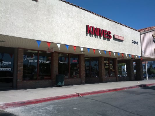 Bonds House Of Cutlery / Knives and More by null