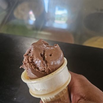 Steilacoom Pub & Grill - This is a 7 dollars tiny ce cream cone. - Pubs Near Me - Steilacoom, Washington Steilacoom Pub & Grill - This is a 7 dollars tiny ce cream cone. - Pubs Near Me - Steilacoom, Washington