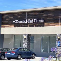 Coastal Cat Clinic - Building - Eureka Square