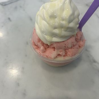 Confetti Italian Ice & Custard - Strawberry & Cream Parfait - Desserts Near Me - Costa Mesa, California Confetti Italian Ice & Custard - Strawberry & Cream Parfait - Desserts Near Me - Costa Mesa, California