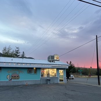 Humdinger Drive-In - the outside of the restaurant - Diners Near Me - Kellogg, Idaho Humdinger Drive-In - the outside of the restaurant - Diners Near Me - Kellogg, Idaho