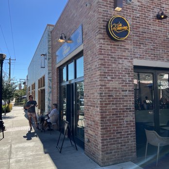 La Reunion - La Reunión - Bars Near Me - Dallas, Texas