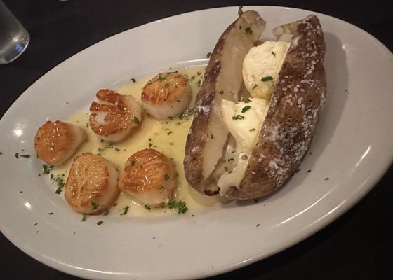 McGraw's Steak Chop & Fish House by null