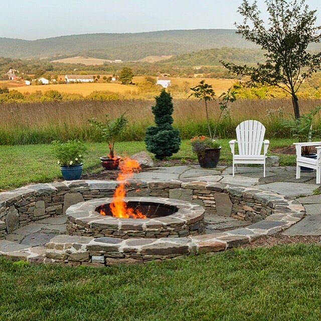 ALTATERRA FARM BED & BREAKFAST 36562 Charles Town Pike, Purcellville