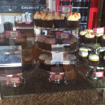 Smallcakes - St. Charles - Cupcakes! - Cupcakes Near Me - St. Charles, Illinois