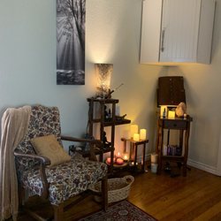Confluence Healing Arts - Indoor sessions in the healing studio: reiki, energy medicine, deep trauma release, energetic shift tools
