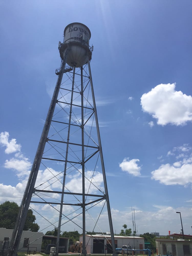 HOWEY IN THE HILLS WATER TOWER Updated September 2024 398 West