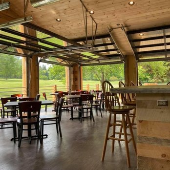 Backwoods Bar and Kitchen - outdoor dining area - Barbeque Near Me - Dallas, Pennsylvania