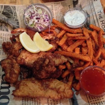 Pacific Catch - Mixed catch basket with awesome sweet potato fries - Seafood Near Me - San Francisco, California