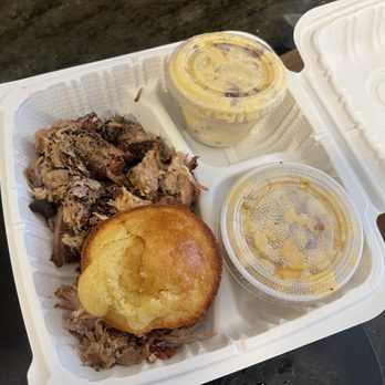 Mesquite & Oak - Pulled Pork Pitmaster with Mac and Cheese and Potato Salad - Barbeque Near Me - San Jose, California